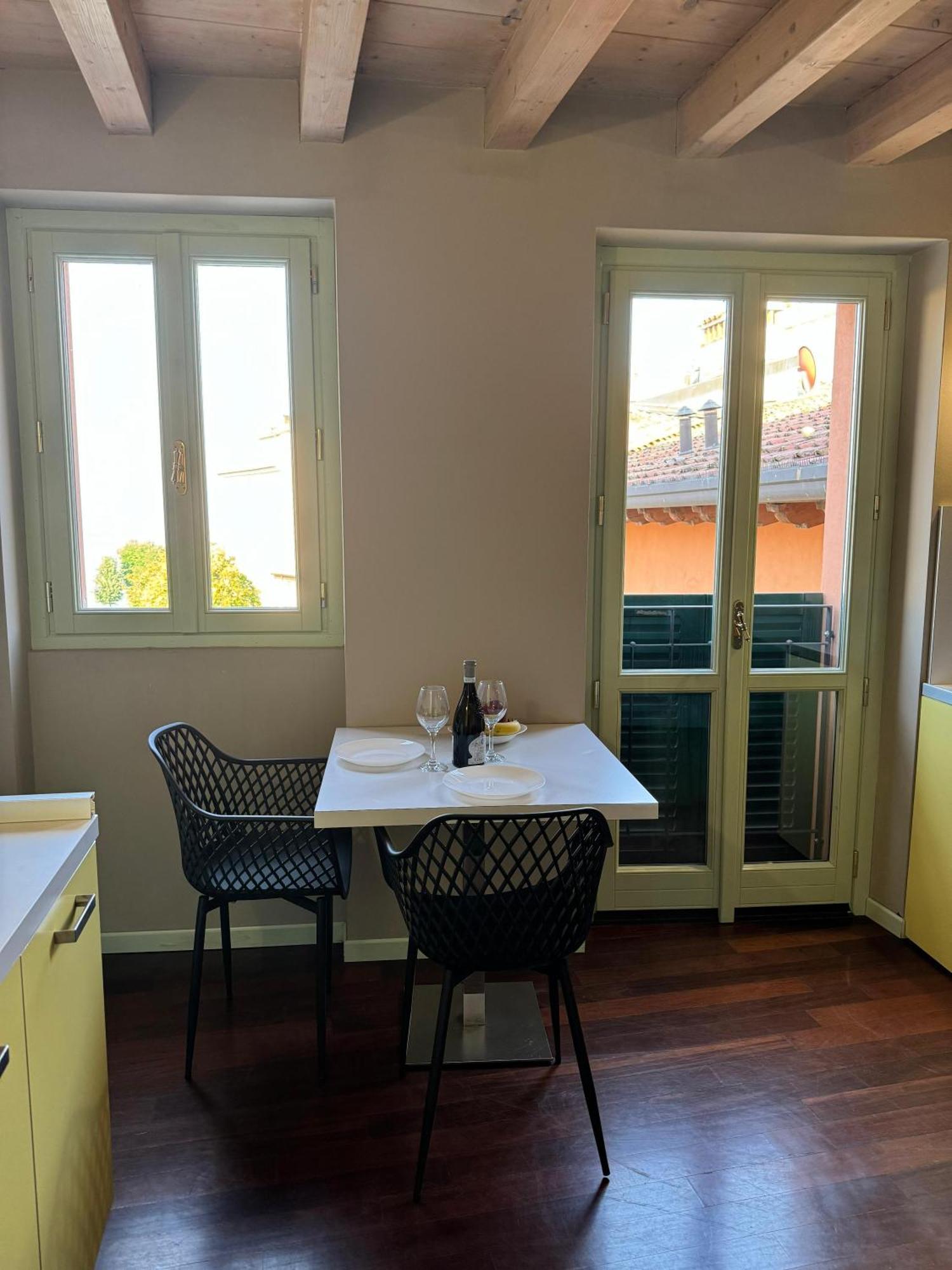 Splendid Apartment 데센자노델가르다 외부 사진