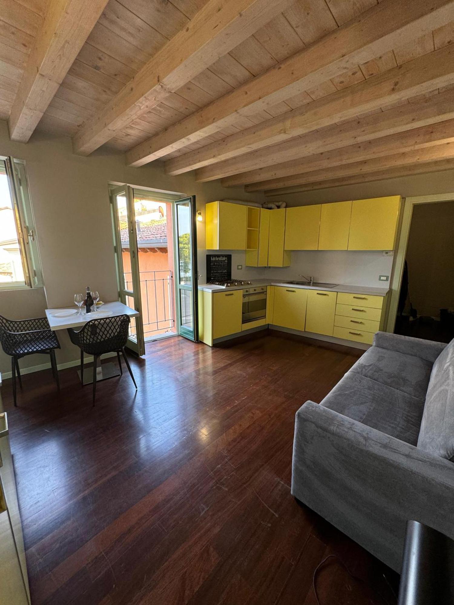 Splendid Apartment 데센자노델가르다 외부 사진